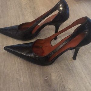 Donald J Pliner Couture